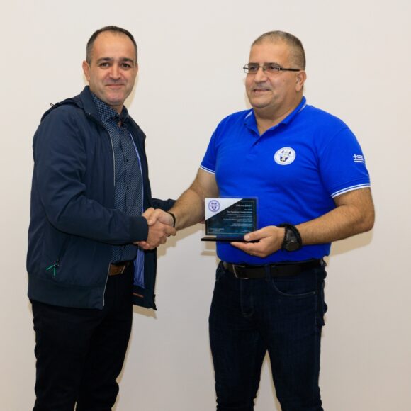 Πλάι στην φωτιά!!!