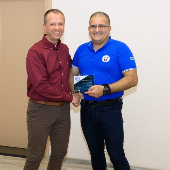 Πλάι στην φωτιά!!!