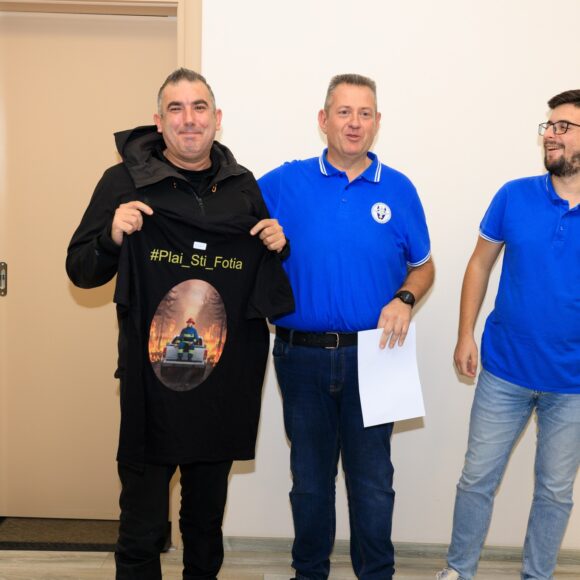 Πλάι στην φωτιά!!!